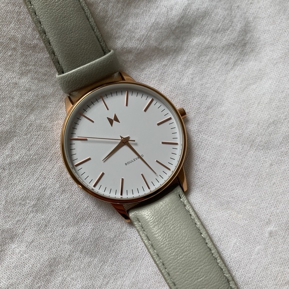 MVMT Ladies Watch - Rose Gold 38mm - Picture 3 of 5